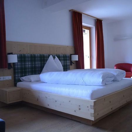 Hotel Schoenblick Sexten Extérieur photo