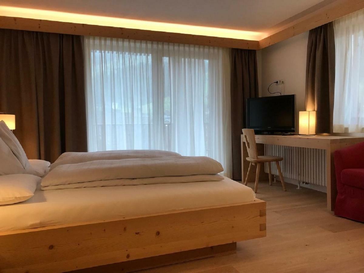 Hotel Schoenblick Sexten Extérieur photo