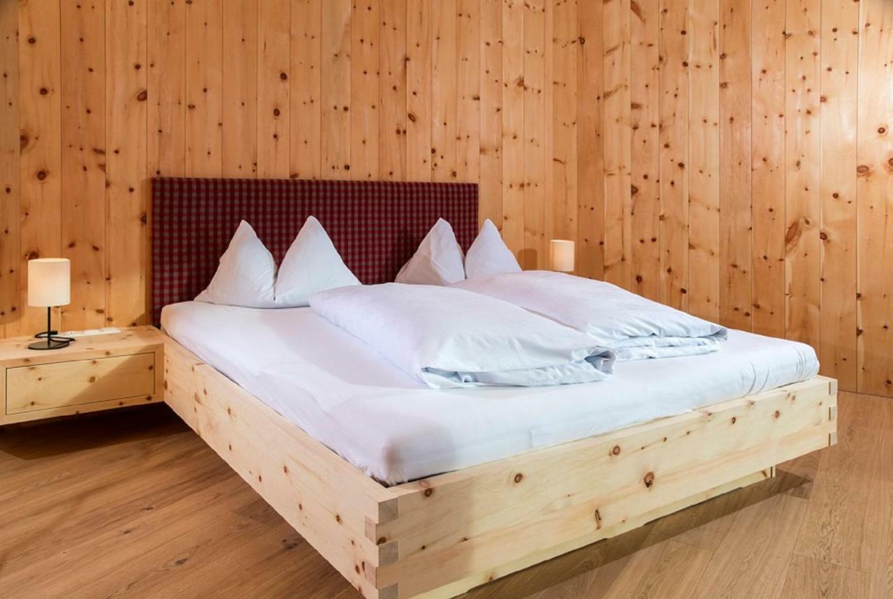Hotel Schoenblick Sexten Extérieur photo