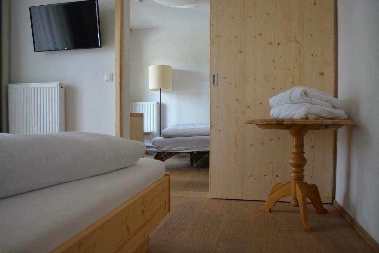 Hotel Schoenblick Sexten Extérieur photo