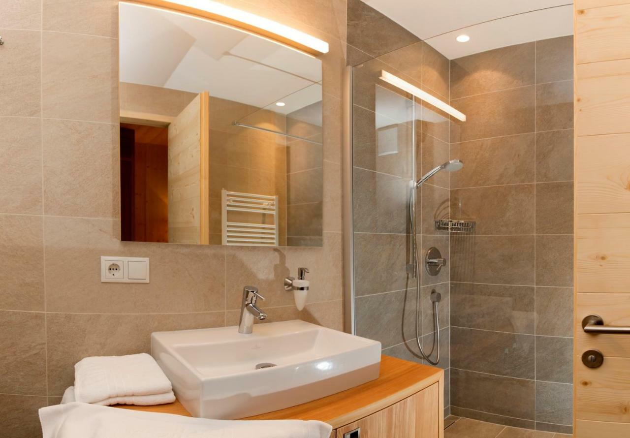 Hotel Schoenblick Sexten Extérieur photo