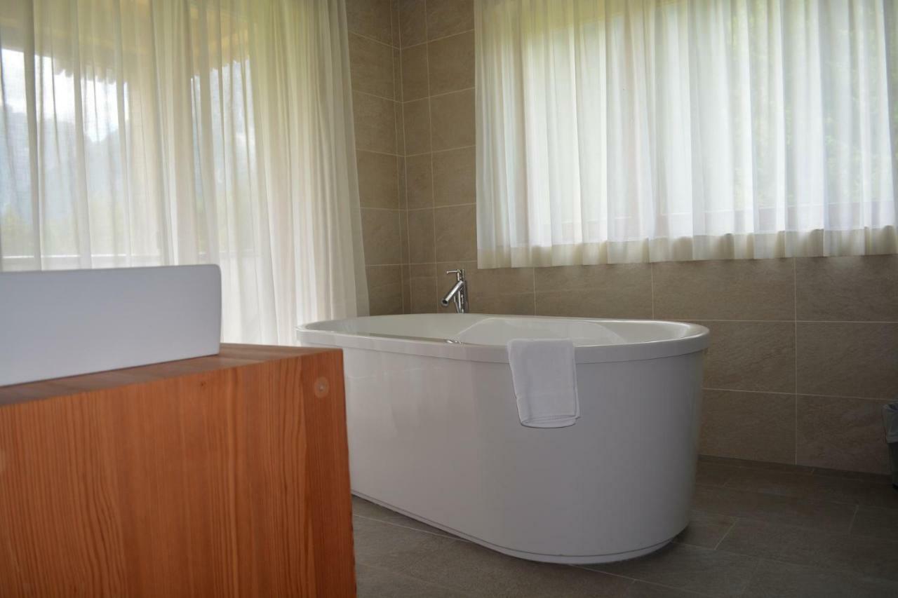 Hotel Schoenblick Sexten Extérieur photo