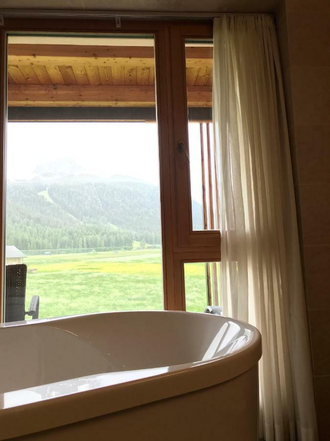 Hotel Schoenblick Sexten Extérieur photo