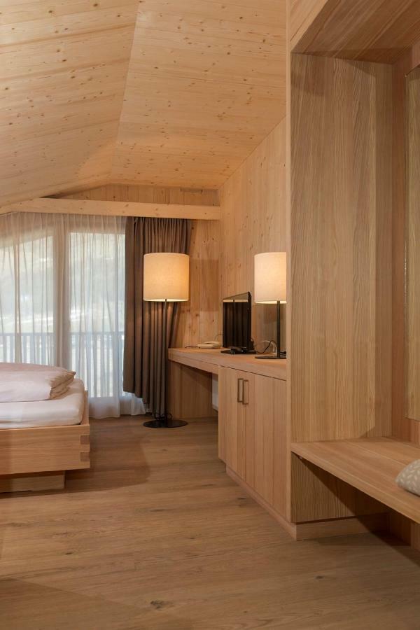 Hotel Schoenblick Sexten Extérieur photo